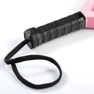 Raqueta de Pádel Personalizada de Fibra de Carbono 2026 con Logotipo Personalizado y Red de Nailon con Forma de Diamante, Diseño Ligero - Product Image 3