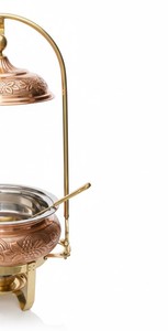 Plat à chafing en cuivre martelé à la main avec support en laiton et gravures florales – Ensemble de service de luxe pour buffets, idéal pour hôtels et événements - Product Image 2