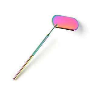 Espejo de Maquillaje Portátil para Salón de Pestañas, Espejo de Mano Pequeño de Plástico con Forma de Corazón y Diseño de Pestañas - Product Image 3