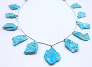 Perles brutes lisses en turquoise d'Arizona, 11 pièces, trouées sur le devant, brin de pierres précieuses en vrac pour la fabrication de bijoux - Product Image 3