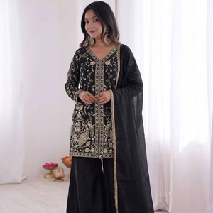 Ensemble Kurti Palazzo en soie Fendy pure brodée avec dupatta à bordure en dentelle de créateur – Tenue de soirée prête à porter - Product Image 1