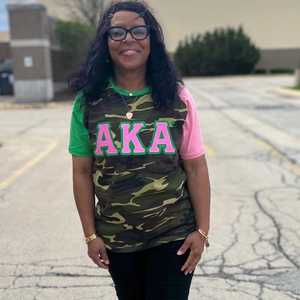 Camiseta Casual de Verano para Mujer, Cuello Redondo, Manga Raglán, con Logotipo Bordado con Letras Griegas en la Parte Delantera, de Primera Calidad - Product Image 4