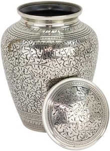 Urne funéraire ovale artisanale en laiton de qualité supérieure pour cendres humaines, durable, commémorative, avec fermeture sécurisée - Product Image 2