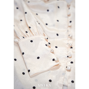 Blusa Elegante y Femenina para Mujer, Textura Suave, Satén con Puntos, Manga Larga, Cuello Recortado, Estilo Casual Inteligente, Personalizada ODM OEM BETTY - Product Image 6