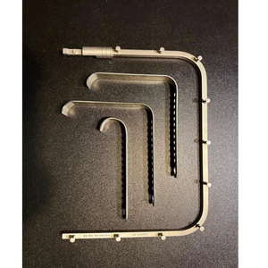 Retractor de Hoja Angulada a Fondo Cerrado Surginexa SR-OP-2086 - Instrumento Ortopédico de Acero Inoxidable - Product Image 2