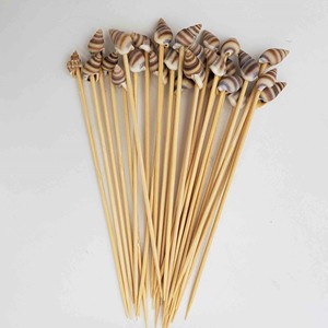 Brochetas de conchas marinas naturales, palillos de conchas para cócteles, decoración para bar tiki. - Product Image 2