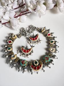 Handcrafted Oxidized Silver Look Kundan <b>Statement</b> <b>Necklace</b> Set with Earrings - Product Image 1