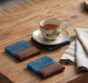Posavasos cuadrados de resina azul y madera de nogal de lujo, modernos, antideslizantes, para mesa de comedor y cocina. - Product Image 4