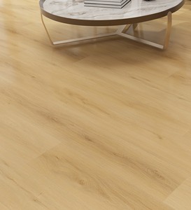 Suelo SPC Moderno VFLOOR, Roble Natural, Sin Formaldehído, Impermeable, con Base IXPE, Valinge 2G Pro 5G Pro - Product Image 1
