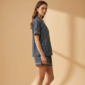 Conjunto de Pijama para Mujer, Cuello Camisero, 2 Piezas, Manga Corta, 100% Algodón, Transpirable, Suave, Lujoso e Informal - Product Image 1