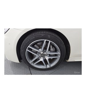 Mercedes-Benz Clase S S350 d 4MATIC Modelo Octubre 2019 con 59,641 km, Caja de Cambios Automática, Asientos de Cuero, Volante a la Izquierda, Cámara Trasera - Product Image 5