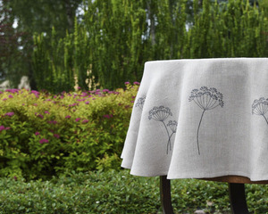 Mantel de Lino Natural Personalizable con Bordado de Flores de Diseño Vietnamita de Lujo, Lavable y Reutilizable para Eventos en el Hogar GREEN SUN - Product Image 2
