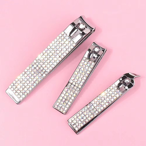 Ensemble de 3 coupe-ongles entièrement sertis de diamants, coupe-ongles en acier inoxydable avec strass, design élégant, portable - Product Image 4
