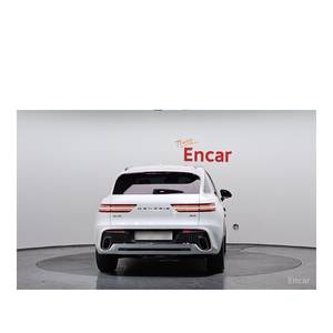 Genesis GV70 2.5T 2024 Gasolina AWD con 26,381 km, Volante a la Izquierda, Caja de Cambios Automática, Asientos de Cuero, Cámara Trasera - Product Image 4