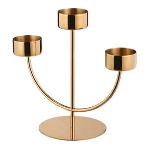 Candelabro Triple de Hierro Pulido Dorado para Decoración, Regalos, Iluminación, Estilismo Interior y Acento de Pasillo - Product Image 1