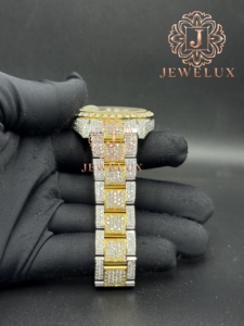 Montre Hip Hop étanche en moissanite avec verre résistant aux rayures pour usage quotidien et activités de plein air, disponible en promotion - Product Image 3