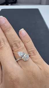 Anillo de compromiso clásico de plata 925 con moissanita de corte pera para mujer, regalo sorpresa para pareja - Product Image 4