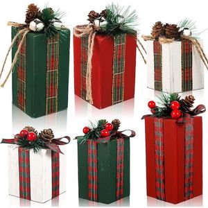 6 Pezzi Decorazioni Natalizie Rustiche Scatole Regalo in Legno Fiocco a Quadri Buffalo Centrotavola per Feste Decorazione Finto Regalo Rosso Verde - Product Image 1