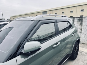 Déflecteurs et visières de fenêtres en PMMA de luxe avec adhésif 3M pour Hyundai Venue à partir de 2019 - Product Image 2