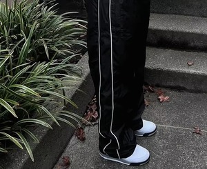 Pantalon de survêtement en nylon empilé Whiteaura International Hip Pop, streetwear, écologique, coupe-vent, avec cordon de serrage, poids moyen - Product Image 4