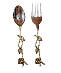 Cubiertos metálicos exquisitos que ofrecen una resistencia superior con un diseño elegante y un aspecto atemporal, ideales tanto para hogares modernos como tradicionales. - Product Image 4