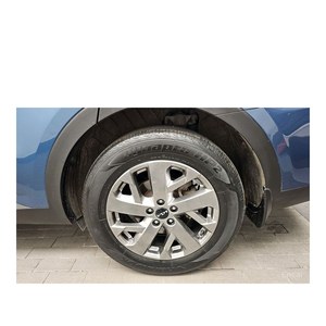 Kia Sorento Diésel 4WD 2.2 con Certificación Euro V 2022, Volante a la Izquierda, Asientos de Cuero - Product Image 5