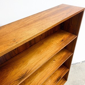Estante de Madera de Palisandro Exótico al por Mayor con Motivos Tribales - Estantes de Pared de Madera Hechos a Mano - Product Image 3