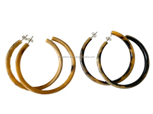 Ensemble de boucles d'oreilles en corne de buffle rondes et carrées faites à la main, boucles d'oreilles pendantes uniques classiques par pierres précieuses - Product Image 2