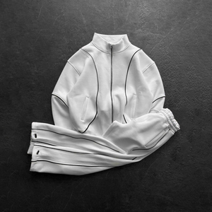 Ensemble de vêtements de sport unisexe conçu pour les séances d'entraînement, la marche et les activités récréatives - Product Image 5