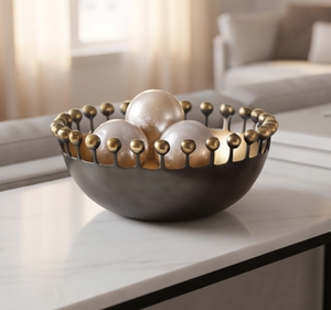 Cuenco Metálico Contemporáneo con Borde Dorado, Centro de Mesa Decorativo para Hogar, Oficina, Sala de Estar y Mesa de Comedor - Product Image 3
