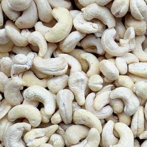 Proveedor Confiable de Nueces de Anacardo, Nueces de Anacardo WW180, WW240, WW320, LP, WS, Nueces de Anacardo al por Mayor en Bolsas de 1 Kg, de Santigo, Vietnam - Product Image 1
