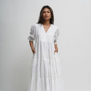 Robe midi en coton blanc pour femmes, col en V, volants superposés, manches bouffantes, style bohème, décontractée, coupe ample, robe longue d'été - Product Image 1