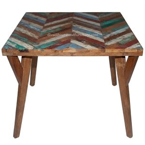 Table à manger carrée DIVADI 4 places, style flèche, en bois de bateau recyclé, faite à la main, éco-responsable, patchwork minimaliste, mobilier de maison - Product Image 4