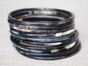 Natural <b>bracelets</b> buffalo horn Bangle trending bangle high quality bangles jewelry Customized Size And Natural Color - Product Image 3