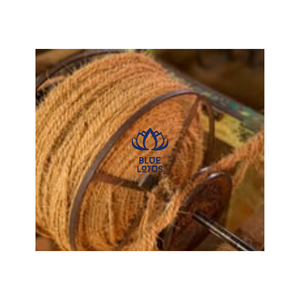 Corde en fibre de coco écologique du Vietnam, best-seller, pour le soutien des plantes, la fixation des arbres, l'emballage, le regroupement et les créations artisanales - Product Image 1