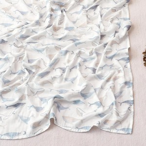 Couverture en coton biologique avec motif de baleine, rectangulaire, design simple et écologique, couvertures pour bébé - Product Image 1