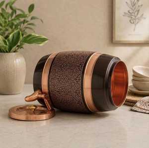 Pot à eau traditionnel en cuivre avec motif en relief, distributeur de stockage en cuivre, récipient à boisson fait main pour la maison, la cuisine et l'artisanat - Product Image 4