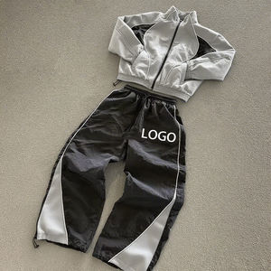 Ensemble de jogging deux pièces personnalisé avec bandes réfléchissantes 3M, fermeture éclair, respirant, en nylon imprimé, veste et pantalon de survêtement, poids lourd, haute qualité - Product Image 1