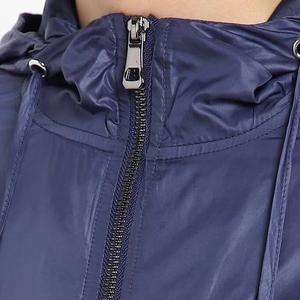 Chaqueta Deportiva Ligera para Mujer, con Capucha, Color Personalizado, Cierre de Cremallera, Resistente al Viento, Transpirable, Acolchada, de Nailon, para Invierno - Product Image 4