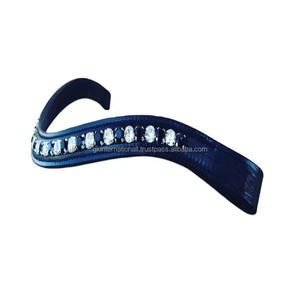Chaîne Bling personnalisée en cristaux ronds noirs et blancs incrustée de canaux vides en cuir rembourré pour front de cheval en pleine taille d'épi - Product Image 2