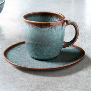 Taza de Té de Cerámica Minimalista con Esmalte Degradado Suave, Silueta Cónica, Asa Ergonómica, Aislamiento Térmico para un Estilo de Cocina Moderno - Product Image 2