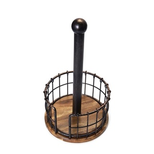 Distributeur de serviettes en papier sur pied en bois naturel avec panier en métal bronze, support vertical pour décoration de ferme - Product Image 2