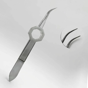 Pinzas para trasplante capilar FUE, anguladas y dentadas, de Mahfooz Instruments - Product Image 3