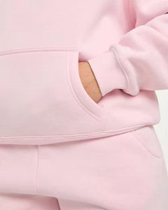 Sudadera con Capucha Larga de Invierno para Mujer, Marca Privada, Tela de Terciopelo, Cálida y Acogedora, Logotipo Frontal, Corte Holgado, Estilo Urbano Informal - Product Image 3