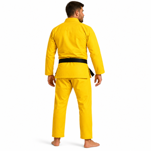 Traje de BJJ confiable que ofrece excelente durabilidad, tela flexible, ajuste cómodo y calidad duradera para práctica regular. - Product Image 3