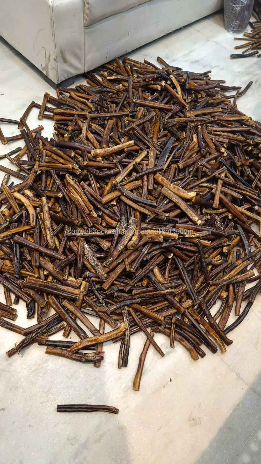 สีน้ำตาล