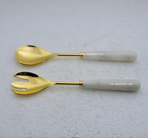 Elegante Servidor de Ensaladas de Acero Inoxidable con Acabado Dorado y Mango de Madera con Diseño Esmaltado, Utensilios para Servir Ensaladas, Accesorios de Cocina - Product Image 3