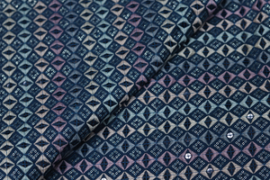 Tissu en rayonne brodé écologique, doux au toucher, léger et respirant pour les kurtis, robes et vêtements pour filles - Product Image 3