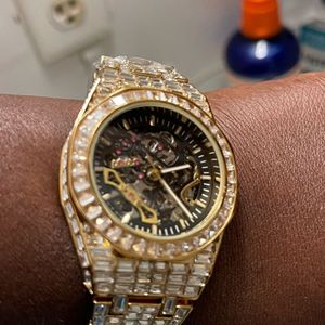 นาฬิกาเพชรคุณภาพสูงที่ผลิตในห้องปฏิบัติการ ราคาโรงงาน นาฬิกาเพชร DEF ที่ผลิตในห้องปฏิบัติการ ประดับเพชรเต็มเรือน - Product Image 1