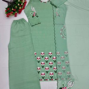 Ensemble Kurti Palazzo Vertical Lourd avec Broderie, Travaux Cousus Main et Dupatta en Organza – Tenue Ethnique de Créateur pour Femme - Product Image 1